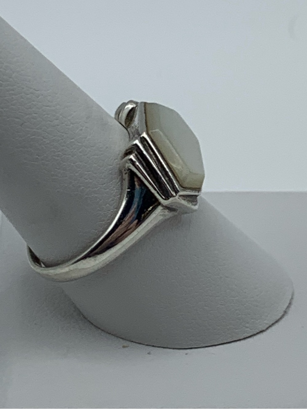 Art Deco Geometric Hexagon Mother of Pearl Sterling Silver Ring Size 9 - Picture 3 of 8